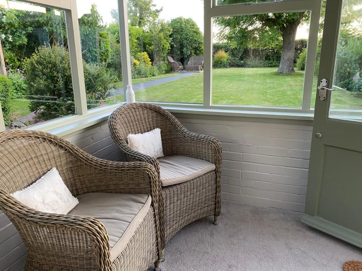 Thatch Cottage, East Boldre Nr Beaulieu And Lymington ブロッケンハースト エクステリア 写真
